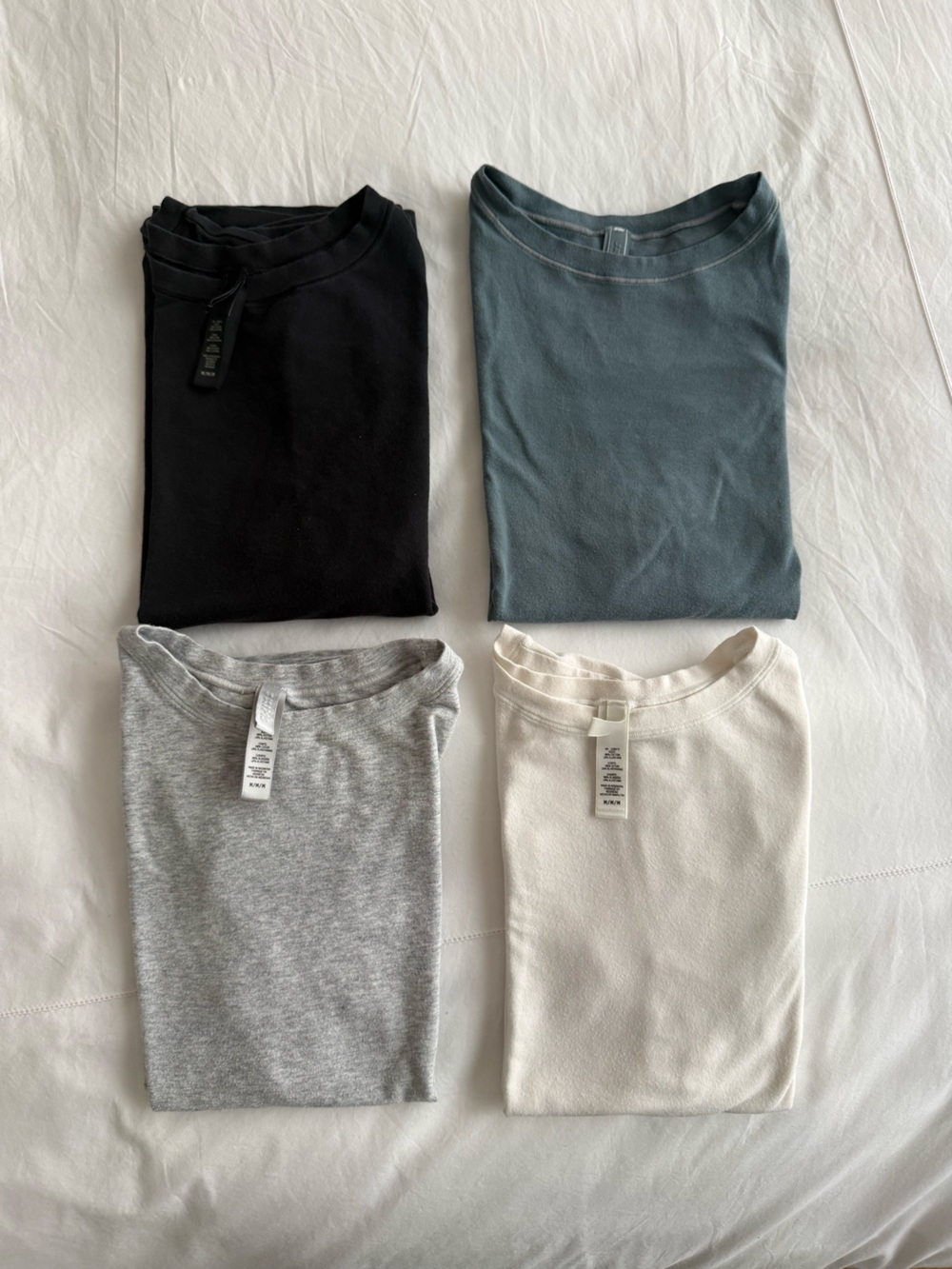 Set or 4 skims cotton jersey t-shirts - Picture 1 of 5